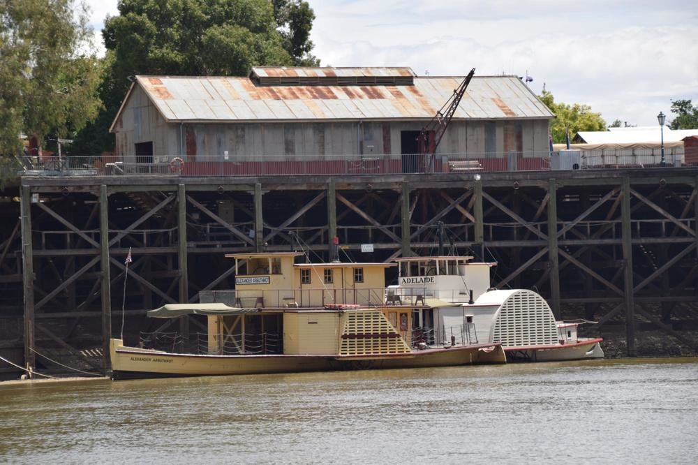 Big River Motel Эчука Экстерьер фото